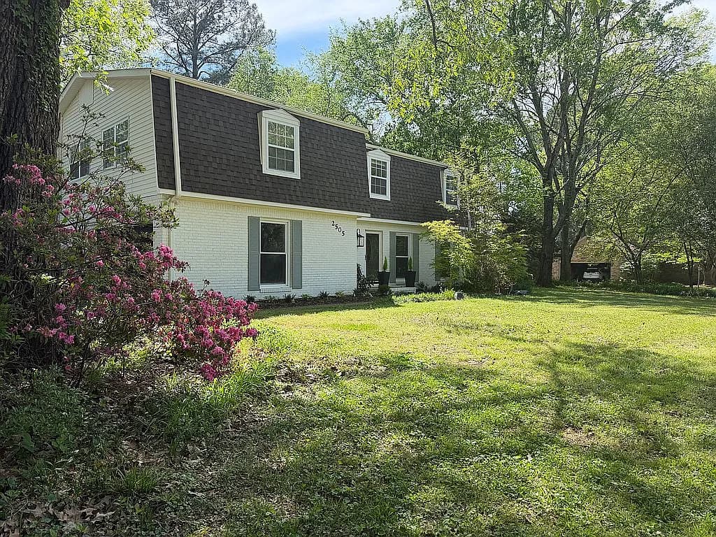 2505 Burningtree Dr SE — exterior photo