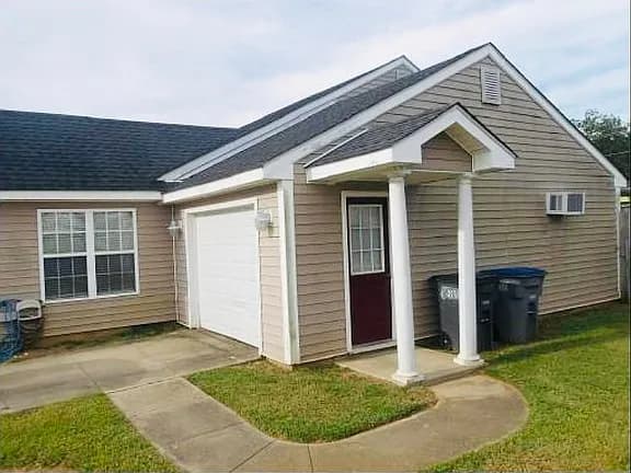 4765 Primrose Pl — exterior photo