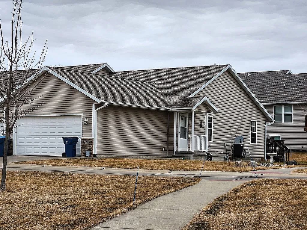 246 Whirlaway Ln — exterior photo