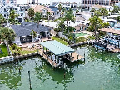 166 Bayside Dr — exterior photo