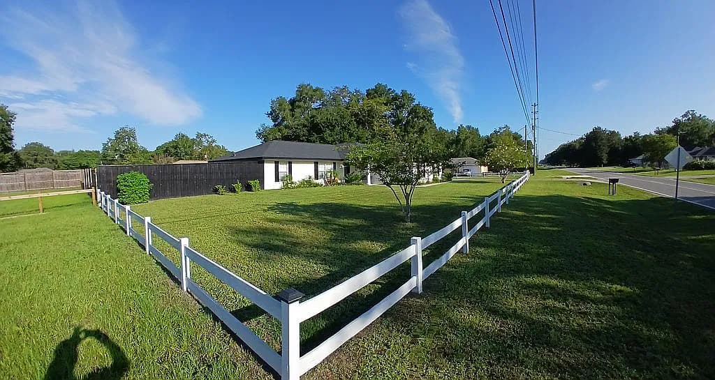 14350 SE 36th Ave — exterior photo