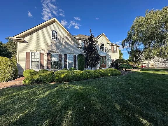 26 Jefferson Ct — exterior photo