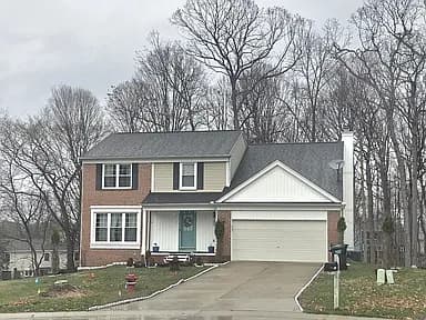 425 Thornridge Ct — exterior photo