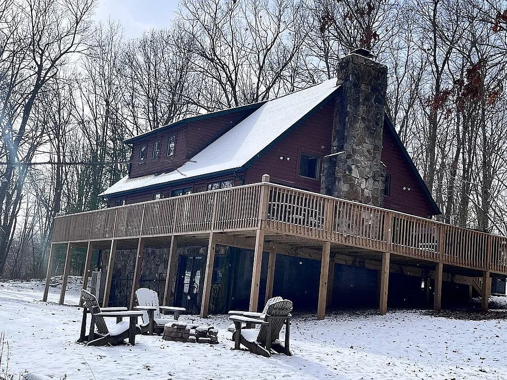 127 Paradise Hts — exterior photo
