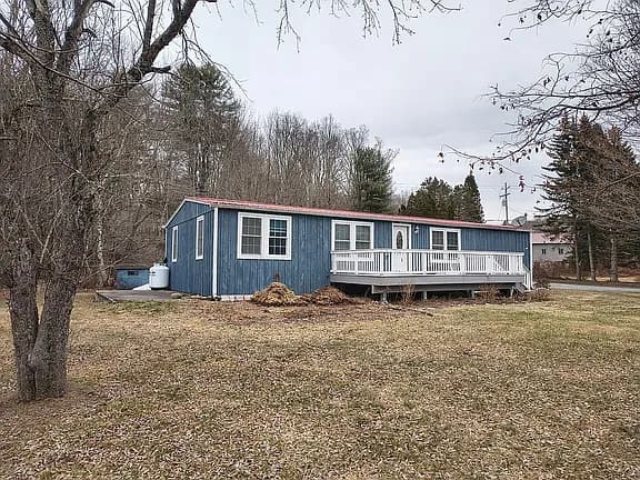 28 Old County Route 82b — exterior photo