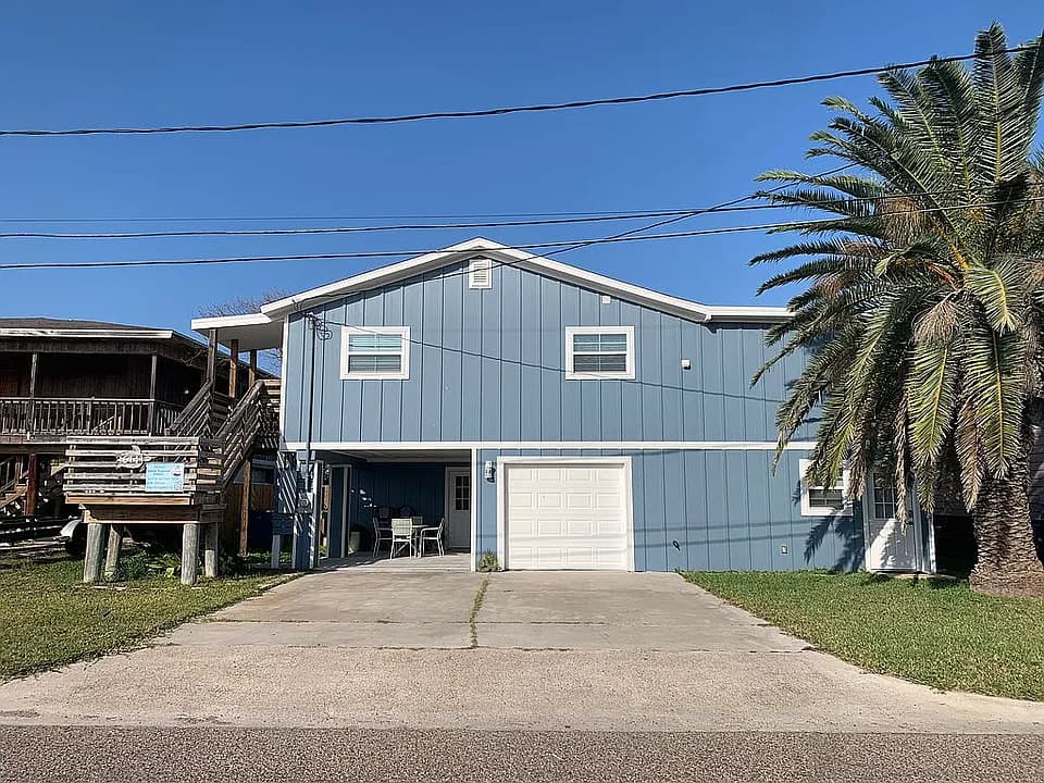 614 Harper St — exterior photo