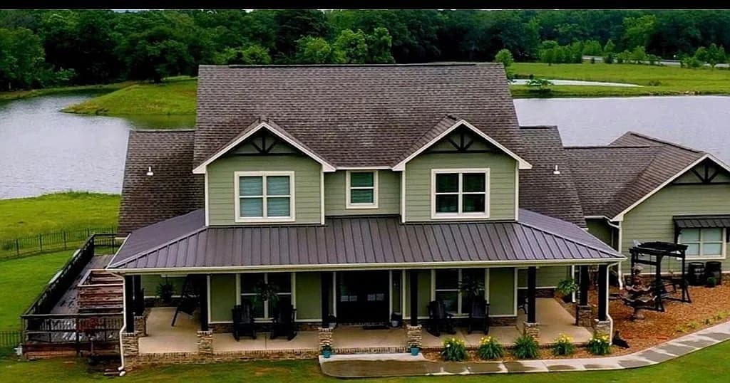 2210 Butterfield Stagecoach Byp — exterior photo