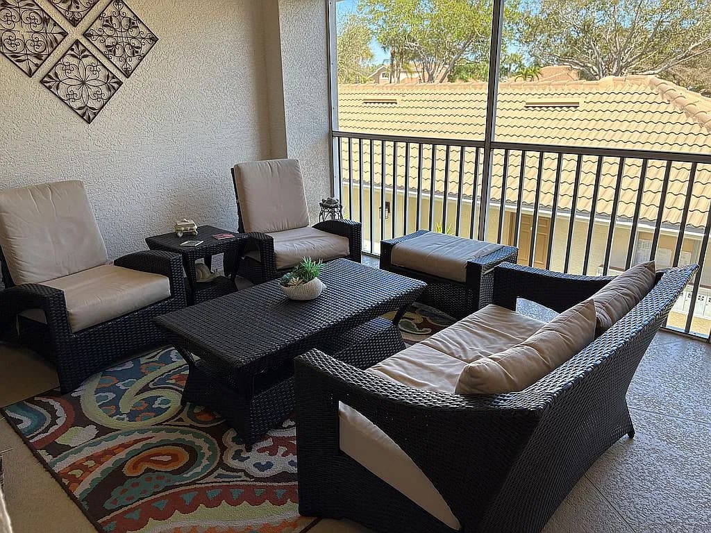 3705 Buttonwood Way APT 1624 — exterior photo