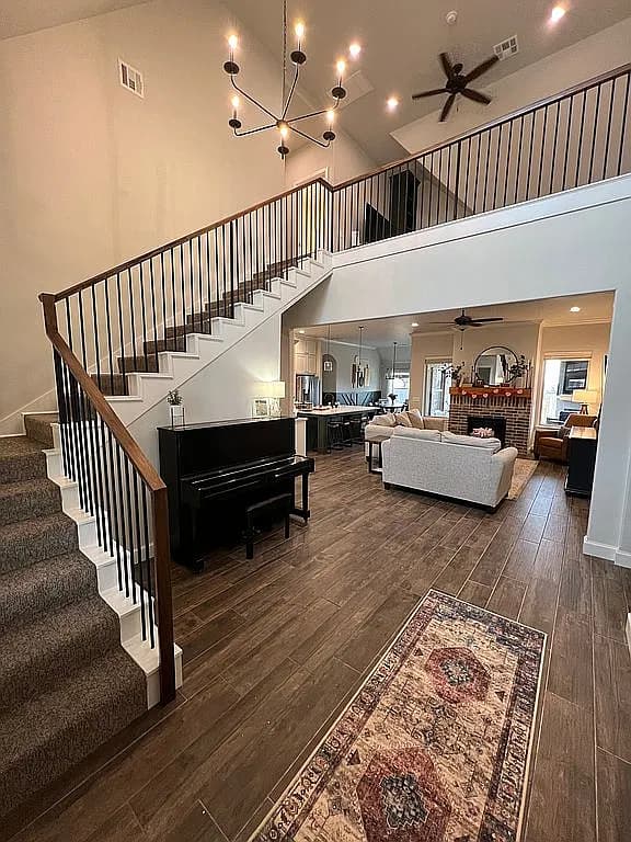 5209 NW 162nd Ter — exterior photo