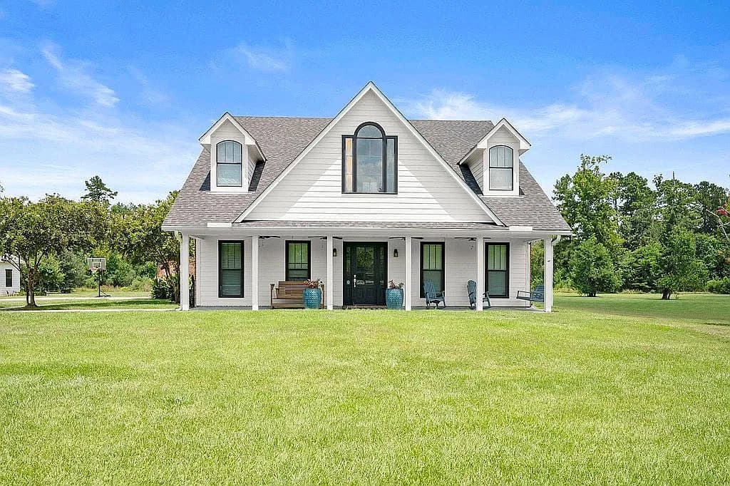 18555 Laklon Ave — exterior photo
