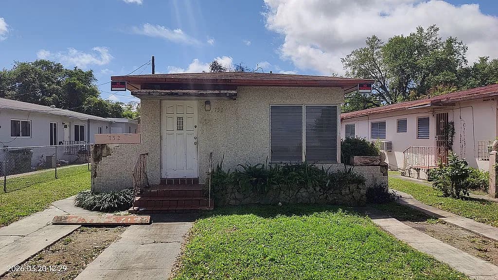 750 NW 52nd St — exterior photo