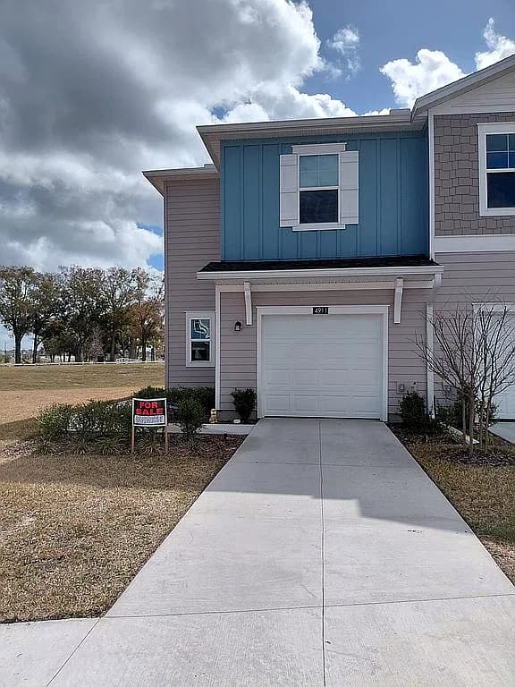 4911 SW 81st Loop — exterior photo