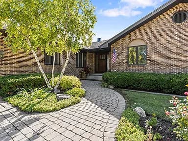 38715 N Red Oak Ter — exterior photo