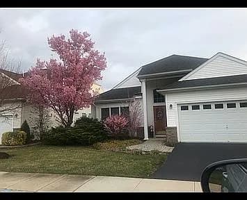 52 Vineyard Ct — exterior photo