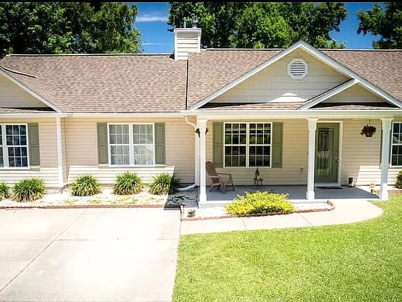 7383 Hazelstone Ln — exterior photo
