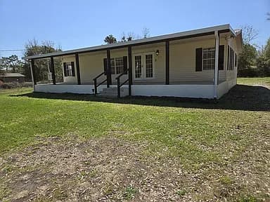 117 Bumpy Ln — exterior photo