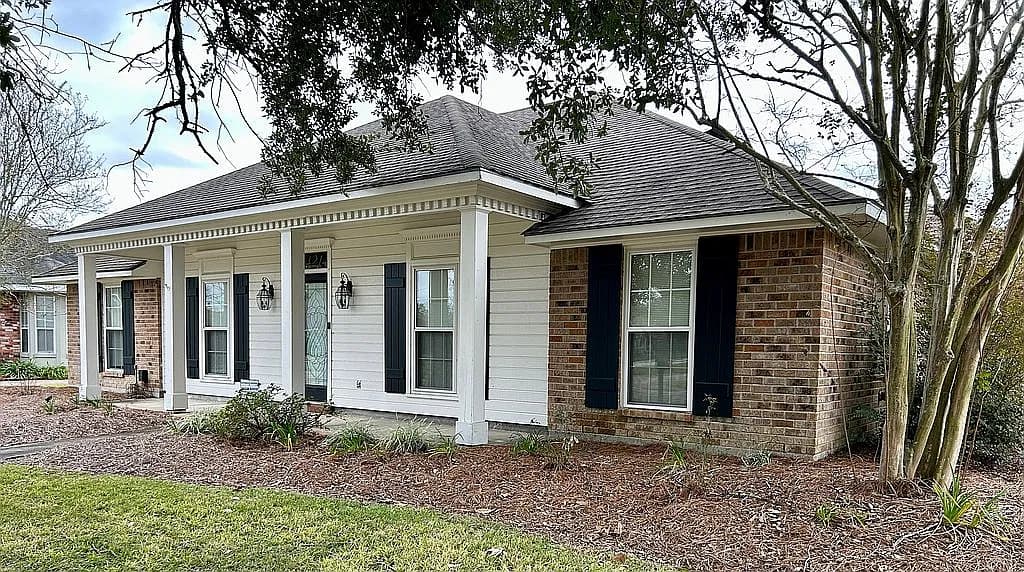 14214 Eastridge Ave — exterior photo