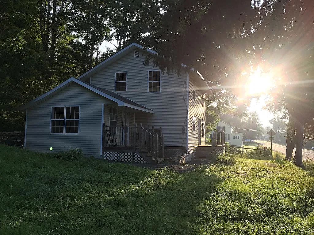 6479 State Highway 7 — exterior photo