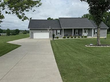 5935 Sandpit Rd — exterior photo