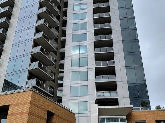 10610 NE 9th Pl Unit 1406 — exterior photo
