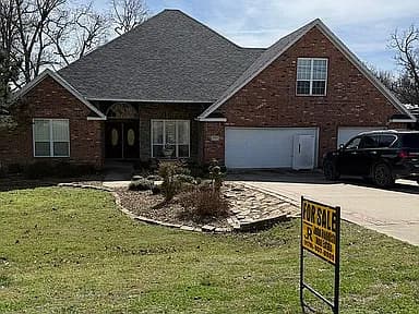 2983 Wagon Wheel Rd — exterior photo