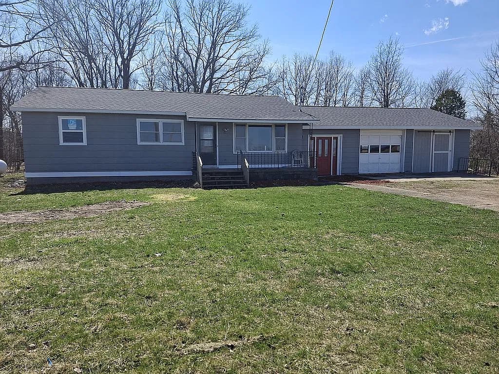 10500 Kinneville Rd — exterior photo