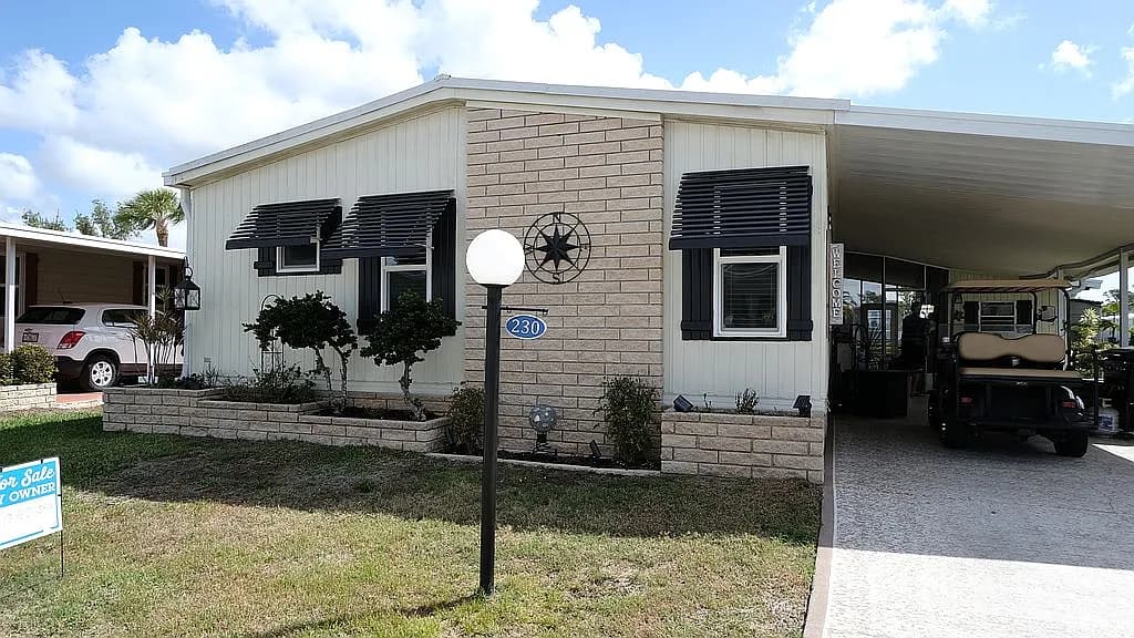 230 Martinique Rd — exterior photo