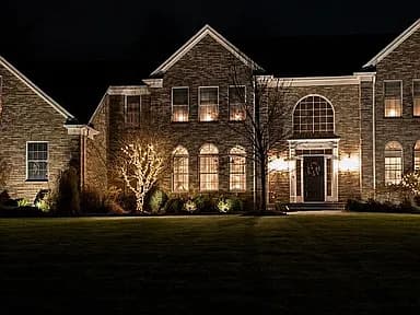 272 Old Farm Rd — exterior photo