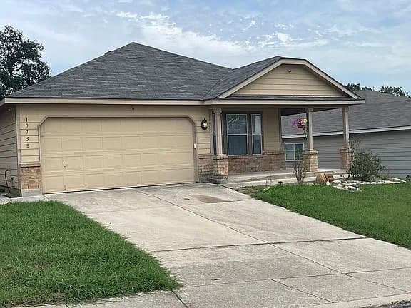10758 Rivera Cv — exterior photo