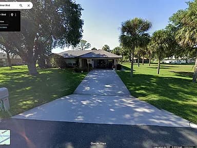 201 Duane Palmer Blvd — exterior photo