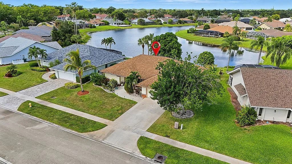 9542 Campbell Cir — exterior photo