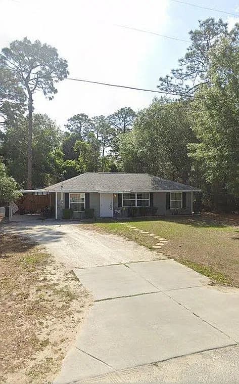 1365 N Merlin Ter — exterior photo