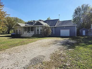 6060 Oak Rd — exterior photo