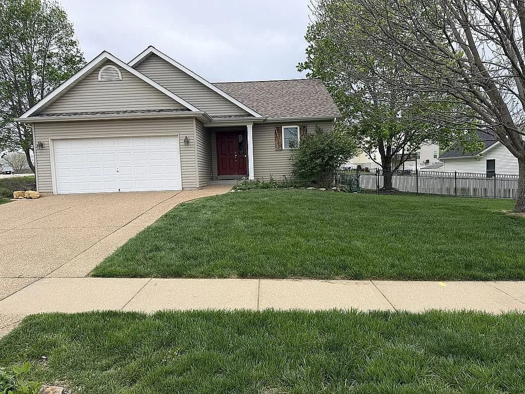 11 Fargo Ct — exterior photo