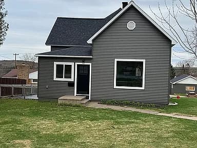 137 High St — exterior photo