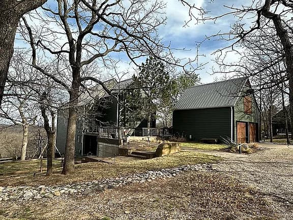 3213 N Wild Mountain Rd — exterior photo