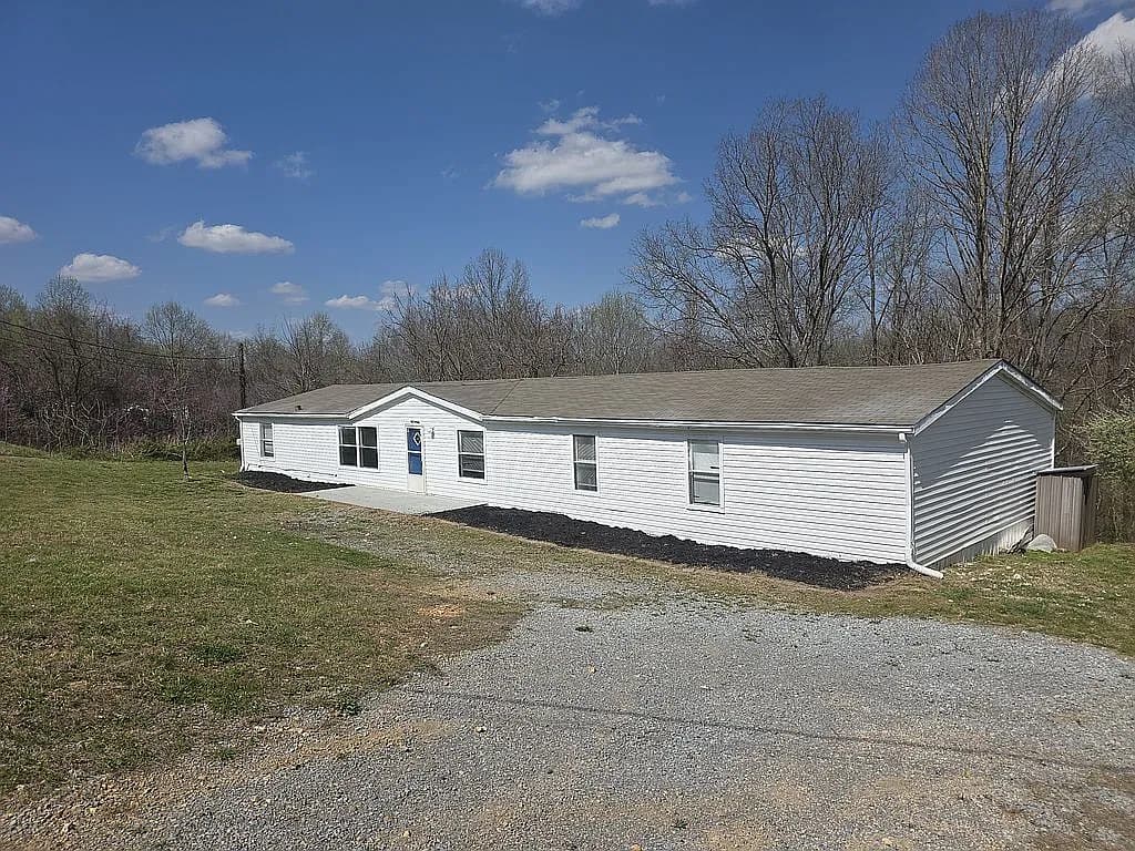 11274 Allen Dr — exterior photo