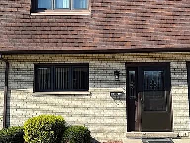 7546 S Cork Ave — exterior photo