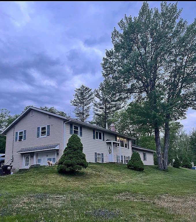 9 Crest Dr — exterior photo