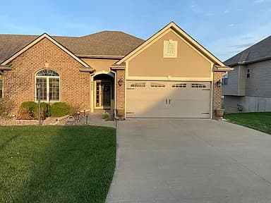 4409 Stonebridge Dr W — exterior photo