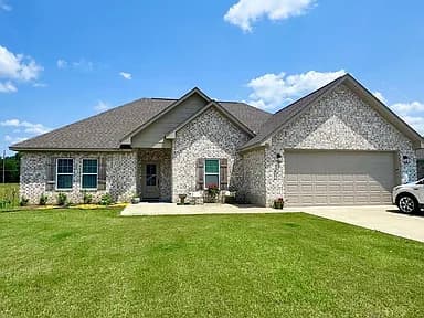 250 Liberty Loop — exterior photo