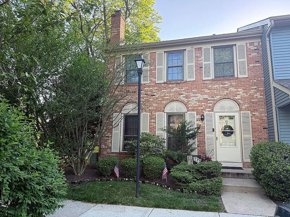 45 Winchester Ct — exterior photo