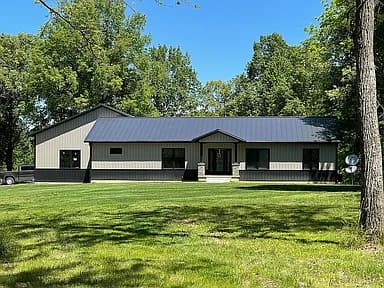 11323 Linn Rd — exterior photo