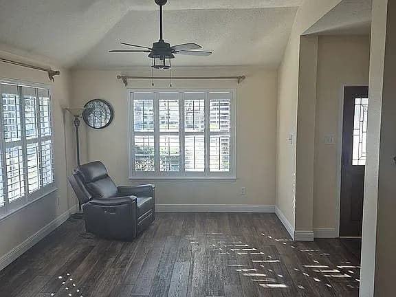 5102 Cherrywood Ct — exterior photo