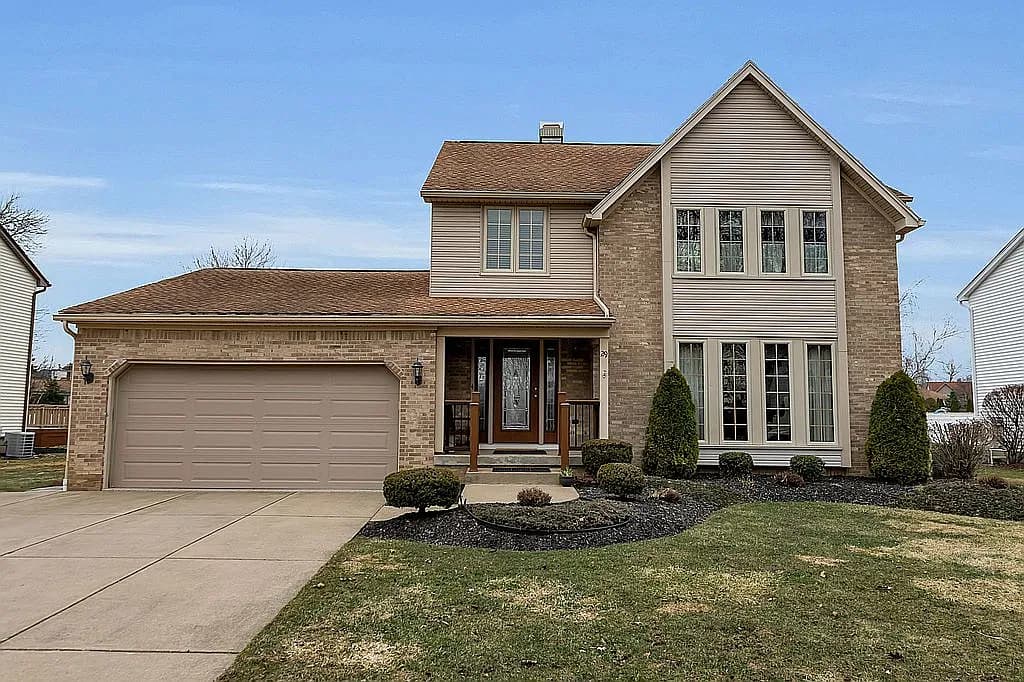 29 Greenmeadow Dr — exterior photo