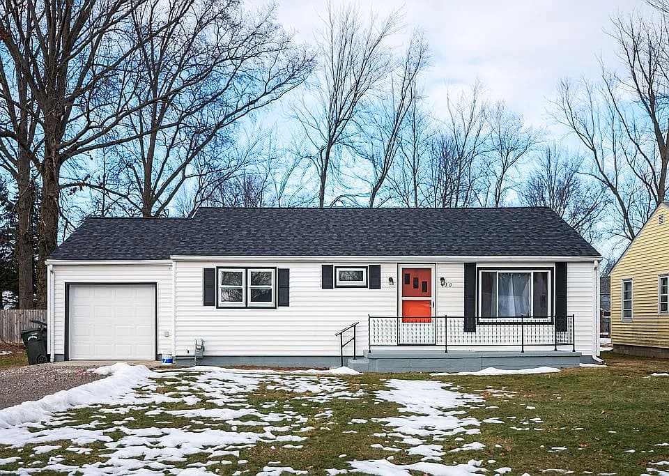 410 Berkshire Rd — exterior photo