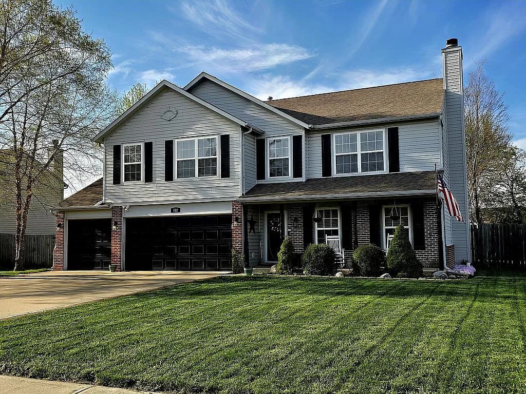 152 Davis Dr — exterior photo