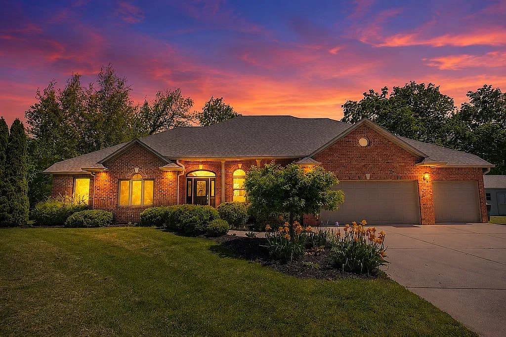 11353 S 100 E — exterior photo