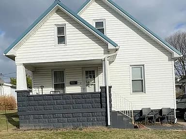 1522 Main St — exterior photo