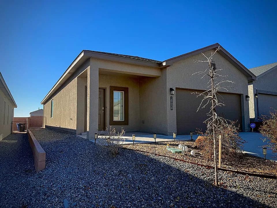 10658 Savoya Ln SW — exterior photo